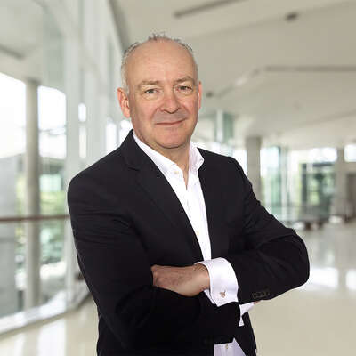 Lorne Campbell
